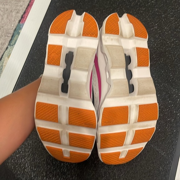 LIMITED EDITION ON RUNNING CLOUDMONSTER 'UNDYED WHITE AURORA - Picture 2 of 4